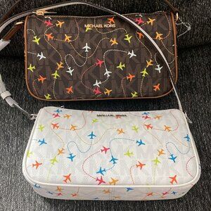 Michael Kors White Shoulder Bag with Colorful plane Pattern